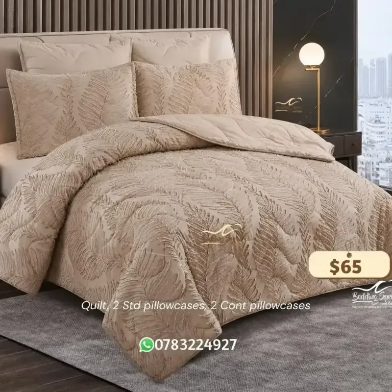 Luxurious 5-Piece Tufted Quilt Set